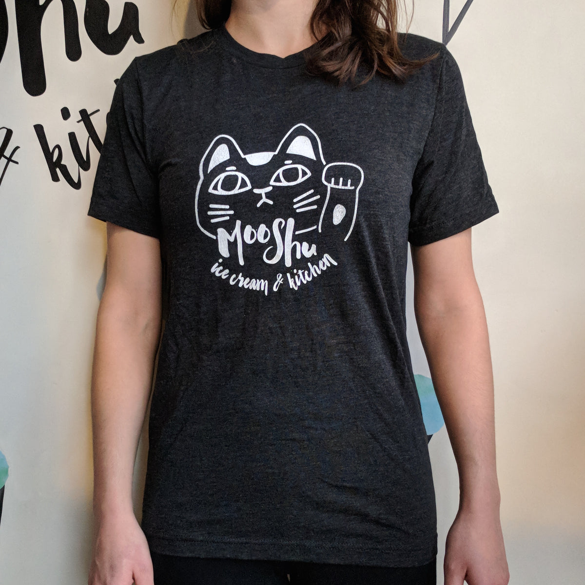 T-Shirt: Logo Crew-Neck